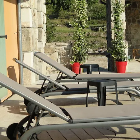 Guest house D'hotes Au Creux Du Chambon 3*