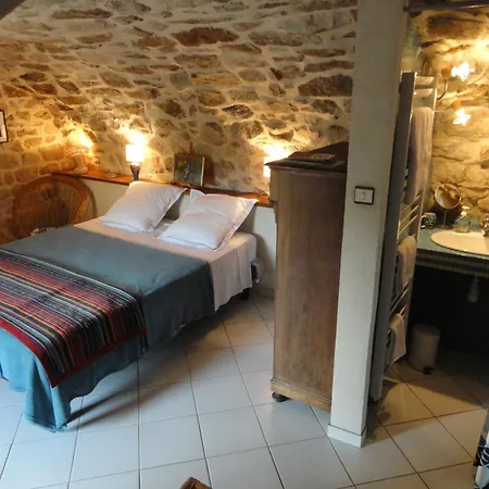 D'hotes Au Creux Du Chambon Joyeuse