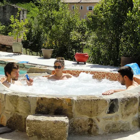 Maison d'hôtes D'hôtes Au Creux Du Chambon 4*