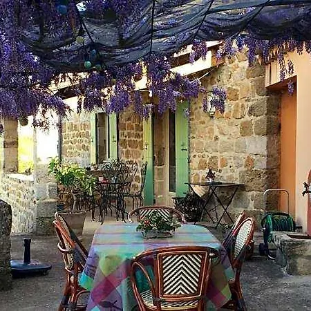 Maison d'hôtes D'hôtes Au Creux Du Chambon 4*