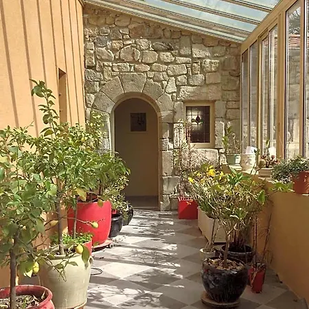 D'hôtes Au Creux Du Chambon Maison d'hôtes Joyeuse